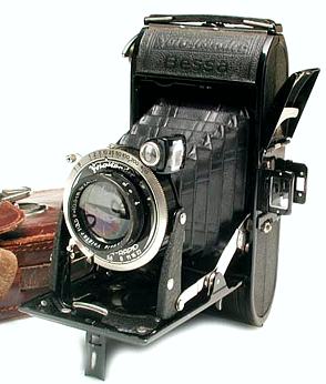 Voigtländer Bessa 6x9 (1937)