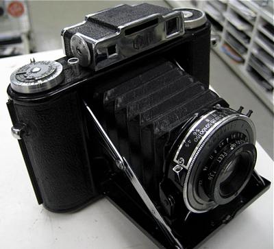 Agilux Agifold (1949)