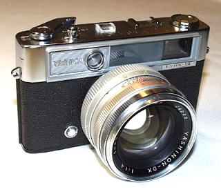 Yashica Lynx 14