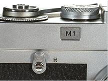 Leica M1