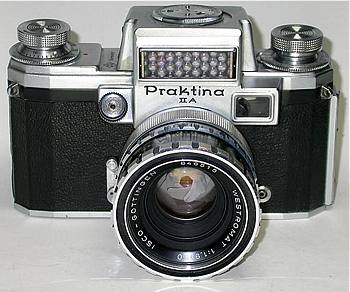 Praktica Praktina IIA (110)