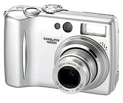 Nikon Digital Coolpix 4200