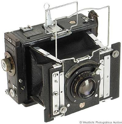 Van Neck Press Camera