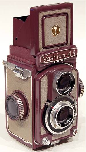 Yashica 44 A