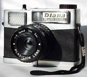 Diana DeLuxe