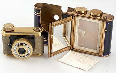 Kunik Petie Puderdose