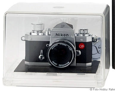 Megahouse Nikon F