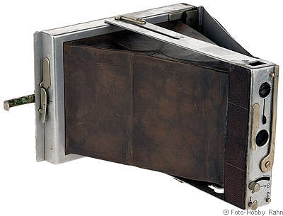 Niell & Simons Lopa I