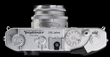 Voigtländer Bessa R2M