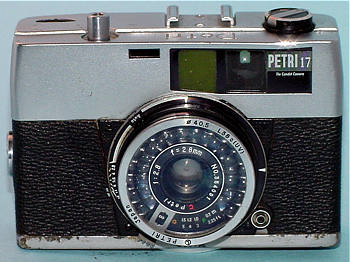 Petri Compact 17