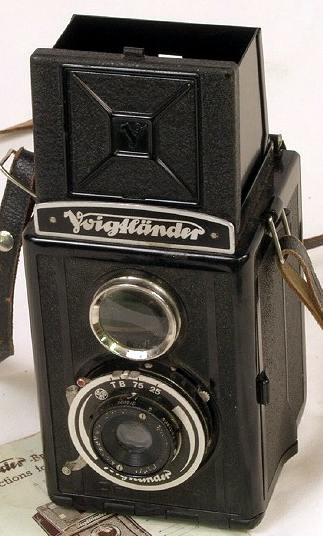 Voigtländer Brillant V6