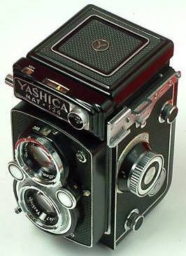 Yashica Mat-124