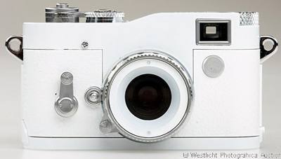 Megahouse Village/Vanguard