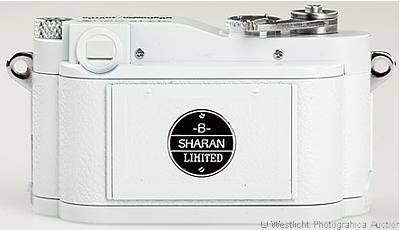 Megahouse Village/Vanguard