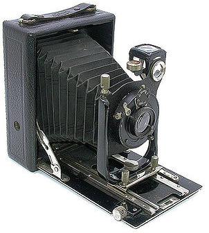 Henning Rhaco Klappkamera